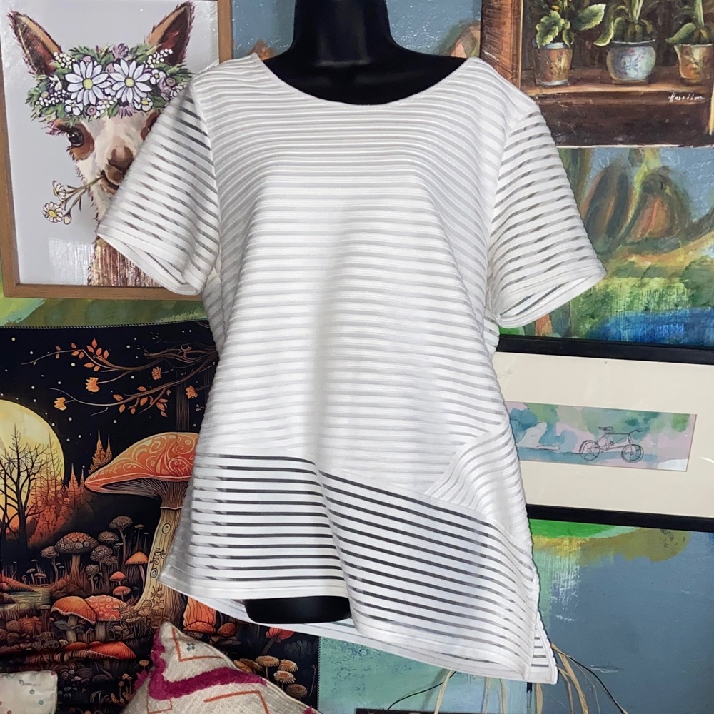 WHITE RIBBED GEOMETRIC TOP Calvin Klein Asymmetrical Hem